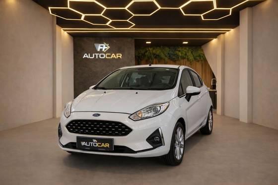 FORD FIESTA 1.6 TI-VCT FLEX TITANIUM PLUS POWERSHIFT